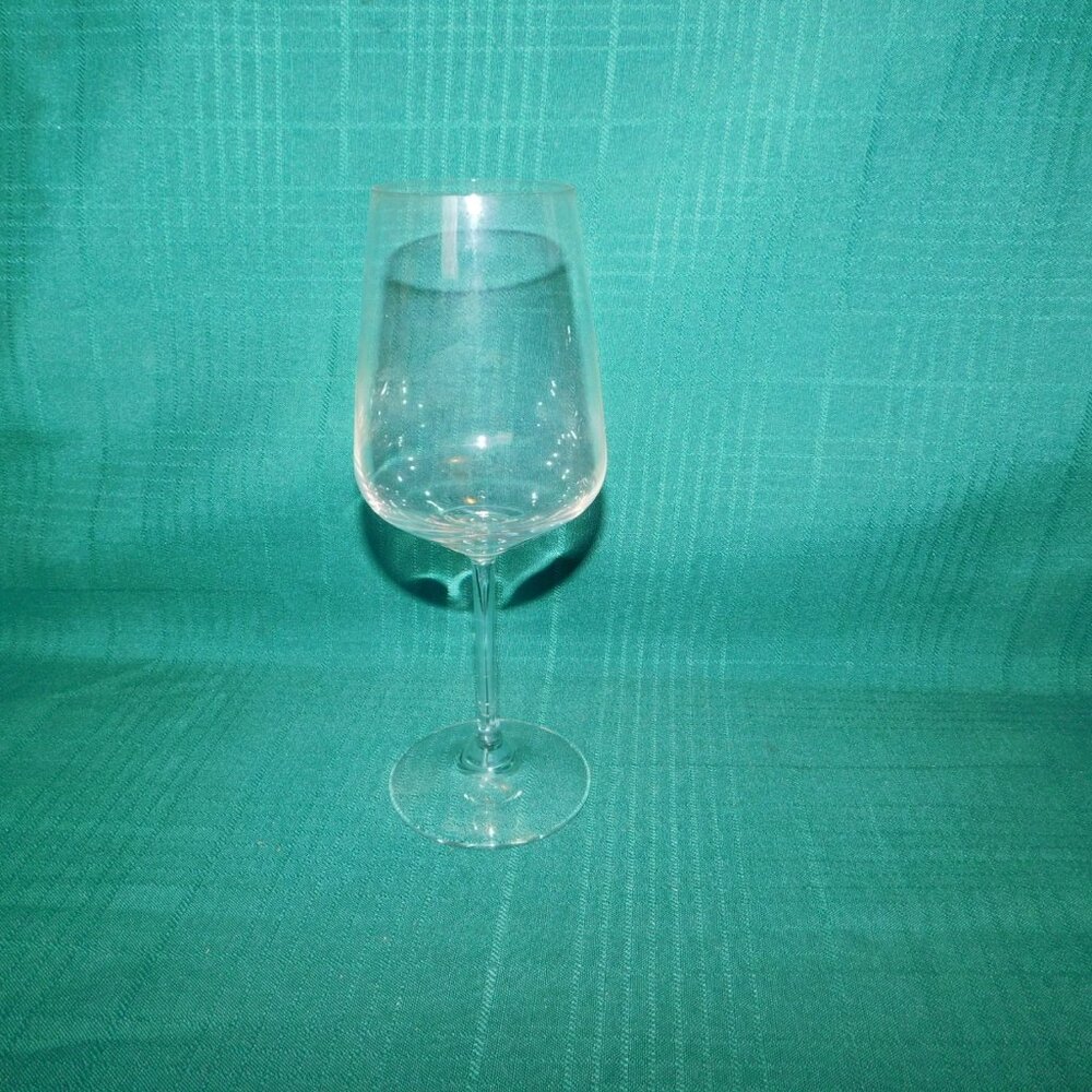 Spiegelau crystal red wine clear plain stemware glass near mint condition
